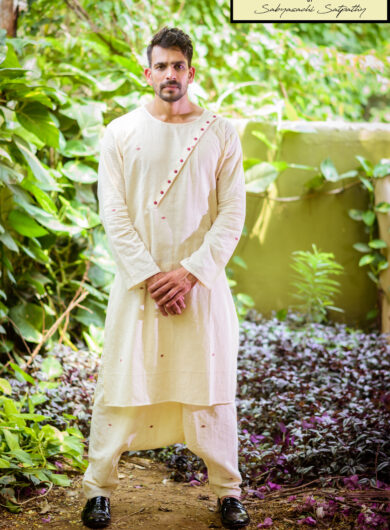 Handloom Kotpad (Off White)