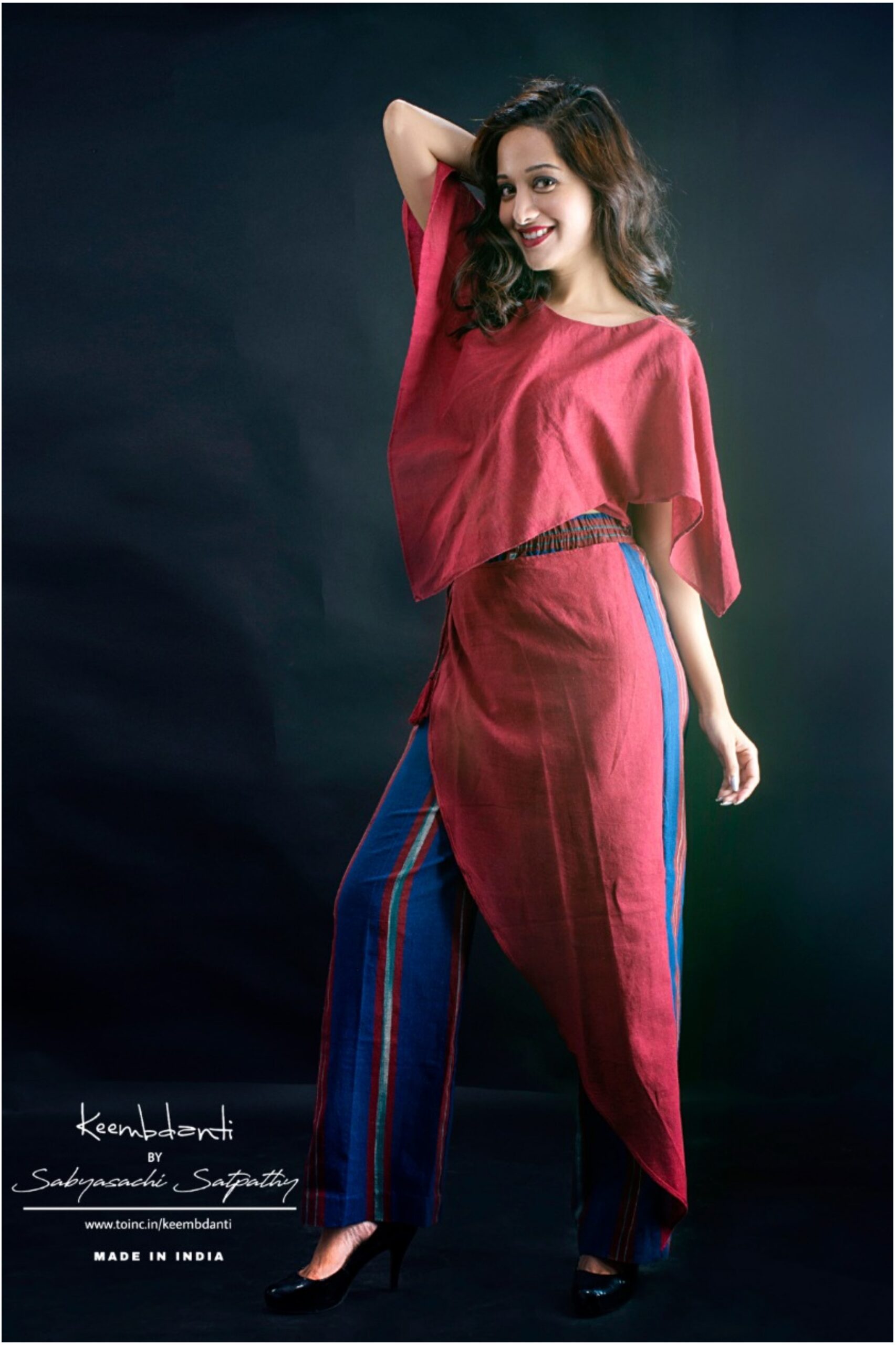 Handloom Khordha Gamucha (Maroon & Blue)