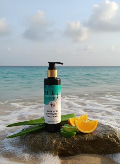 Aloe Vera And Vitamin'c Face Wash