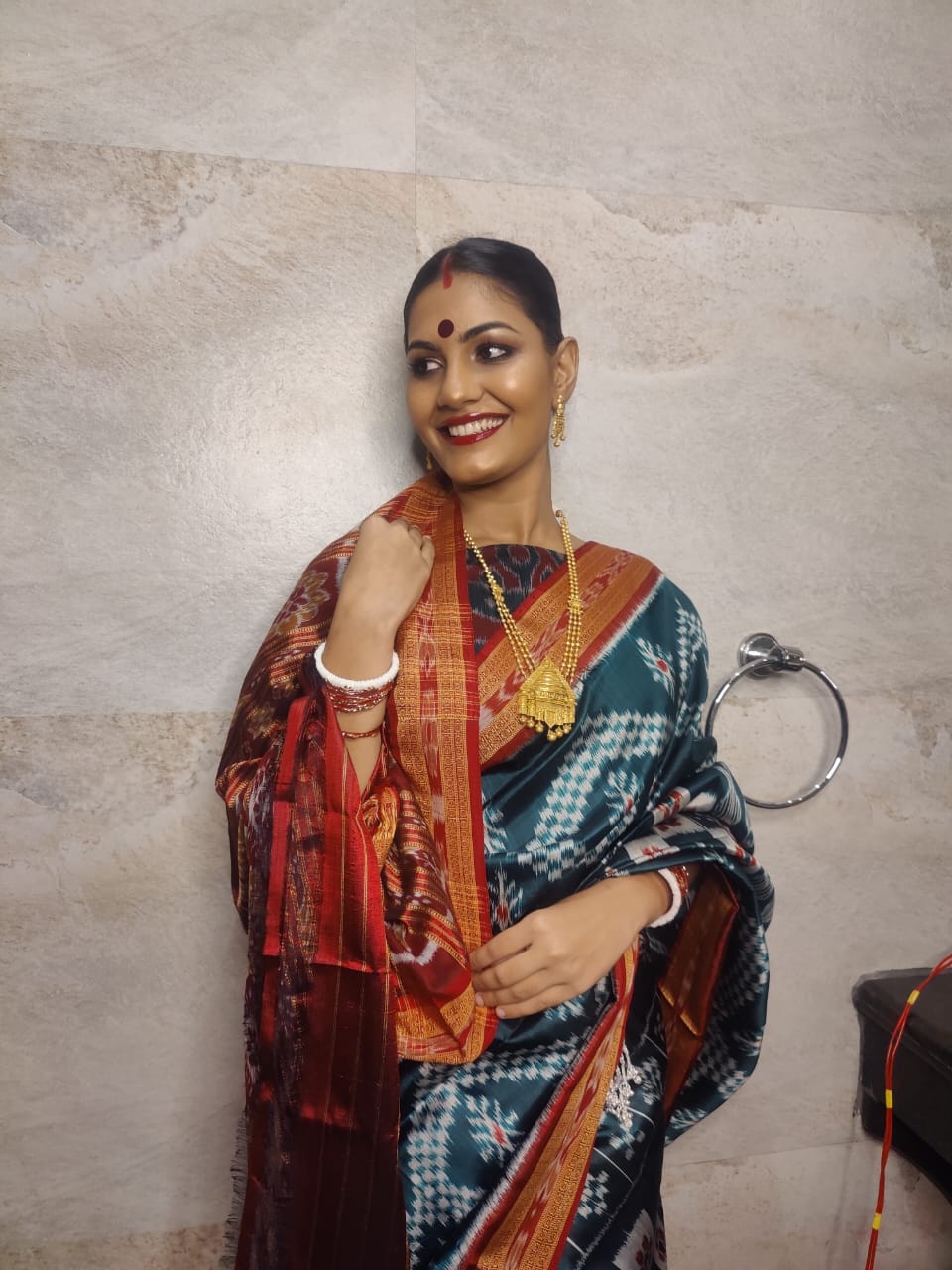 Handloom Saree 9 - Image 3